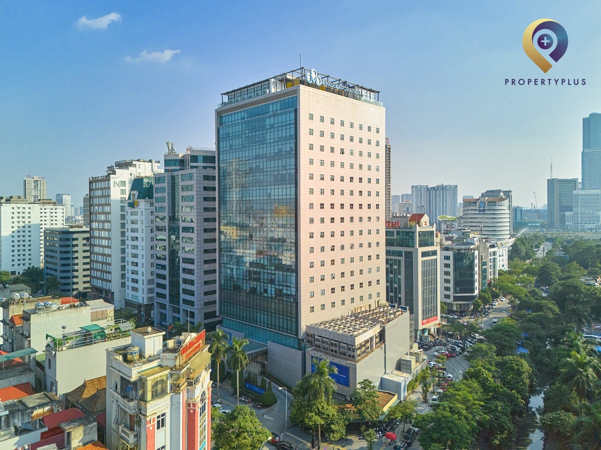 Toàn cảnh tòa nhà CMC Tower với kiến trúc hiện đại và vị trí đắc địa tại Quận Cầu Giấy, Hà Nội - hình ảnh từ Property Plus